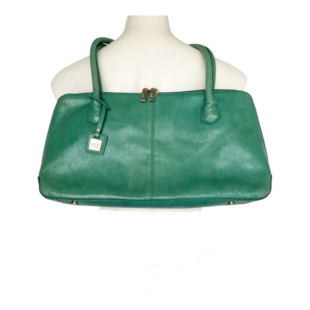 HOBO Structured Shoulder Leather Bag 
🎉 HOST PICK 🎉